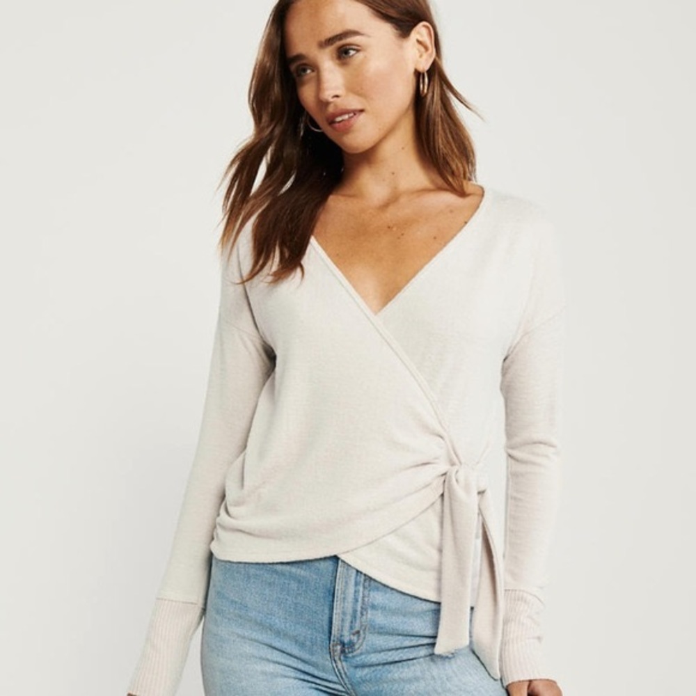 COPY - A&F Cozy Wrap Sweater